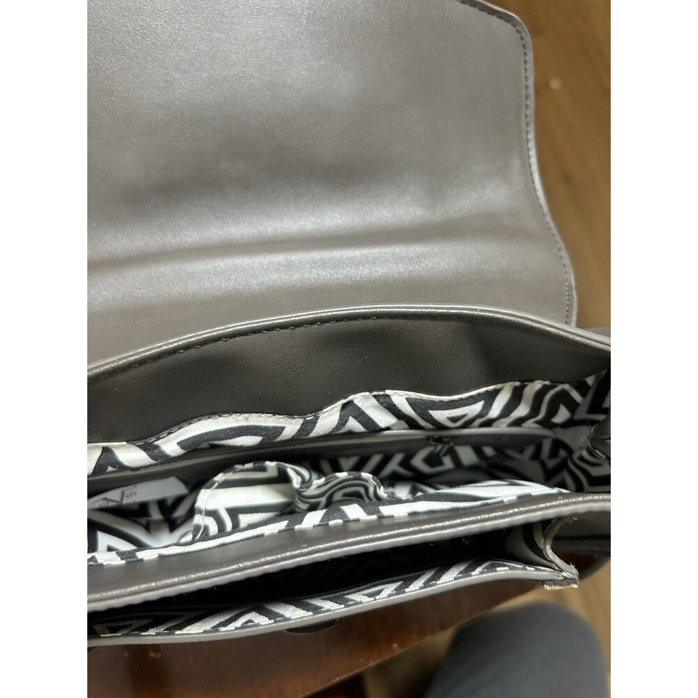 Versace 19-69 Abbigliamento SPORTIVO SRL - Gray, Cross/Satc - Picture 8 of 8